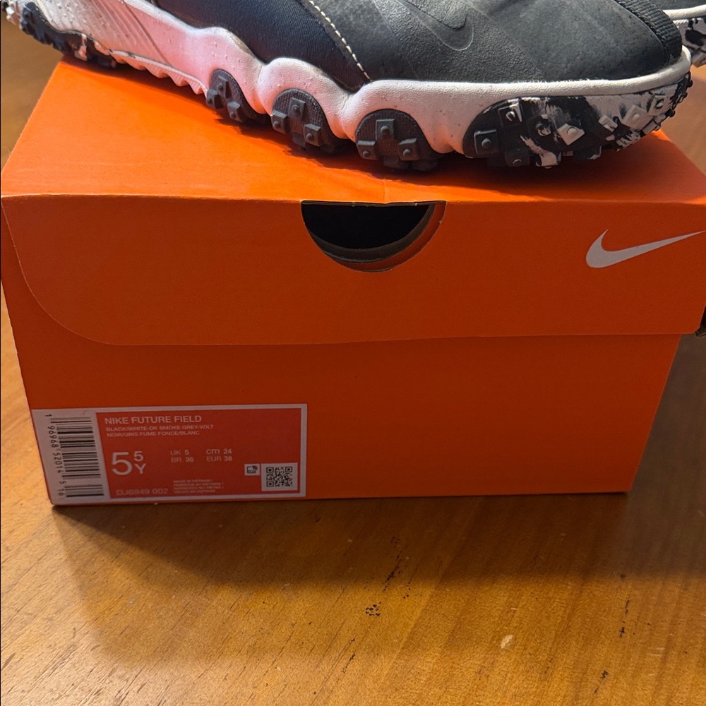 Nike Kids Black and White Sneakers
